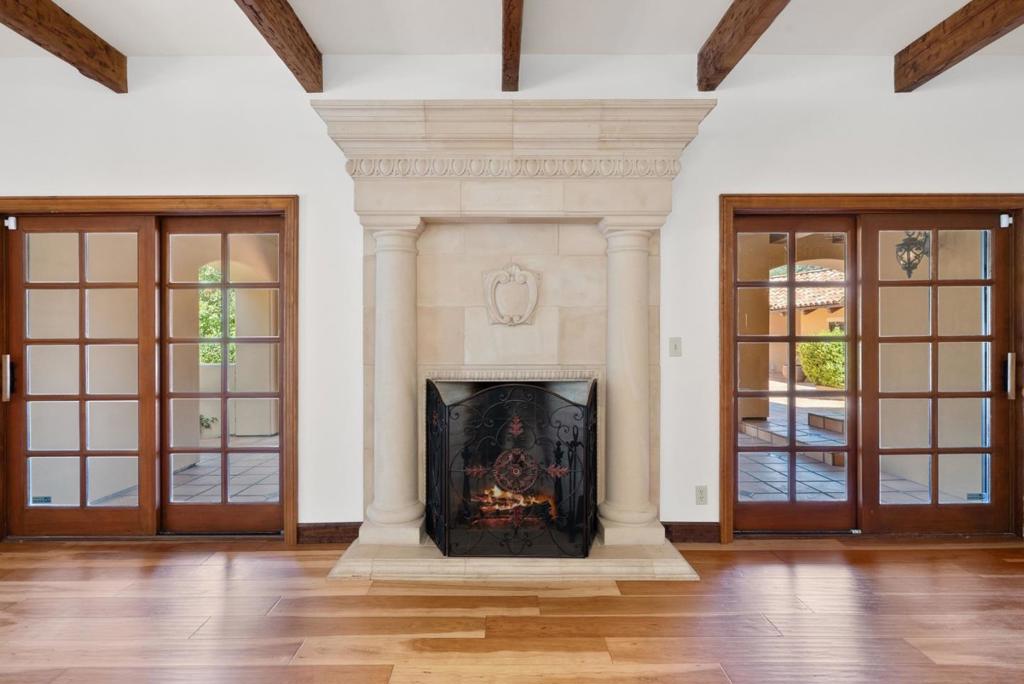 2240 N Rodeo Gulch Road Property Photo 14