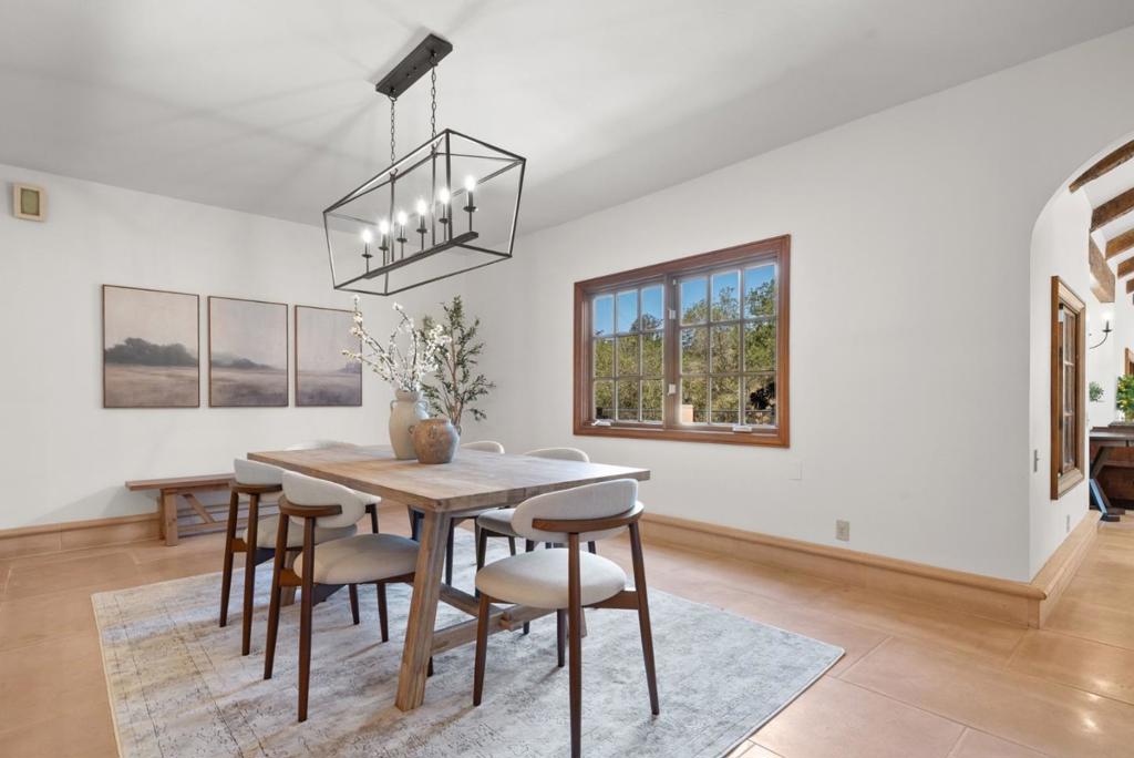 2240 N Rodeo Gulch Road Property Photo 17