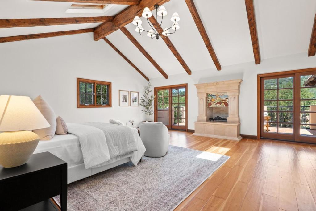 2240 N Rodeo Gulch Road Property Photo 44