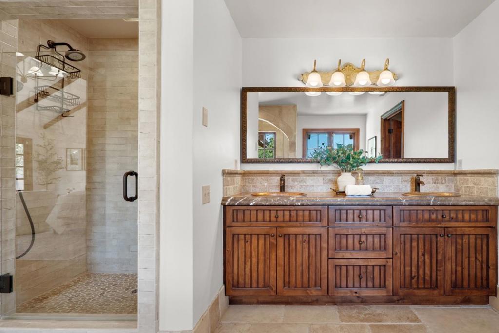 2240 N Rodeo Gulch Road Property Photo 62