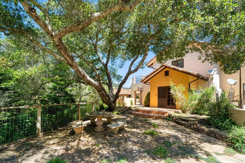 2240 N Rodeo Gulch Road Property Photo 103