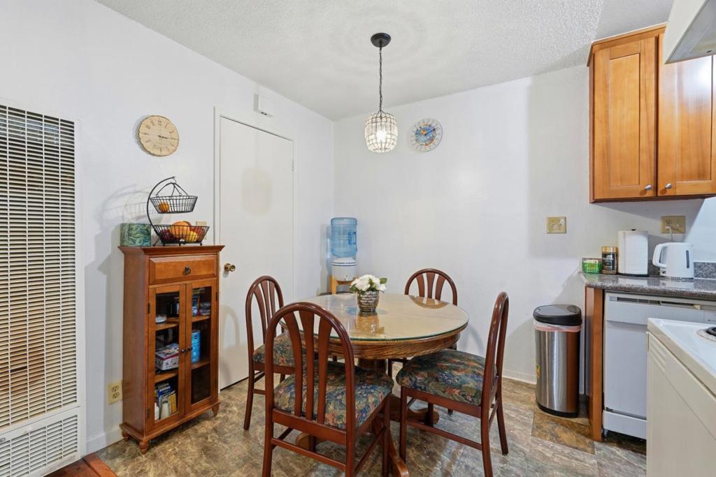 159 Roundtable Drive Property Photo 15