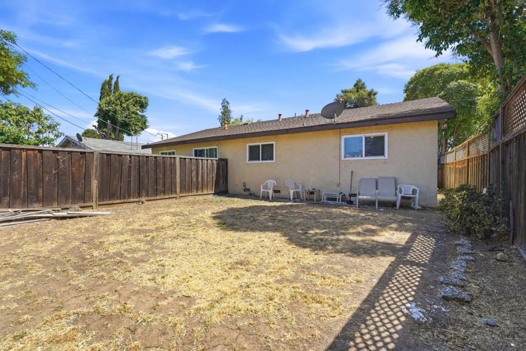 159 Roundtable Drive Property Photo 32