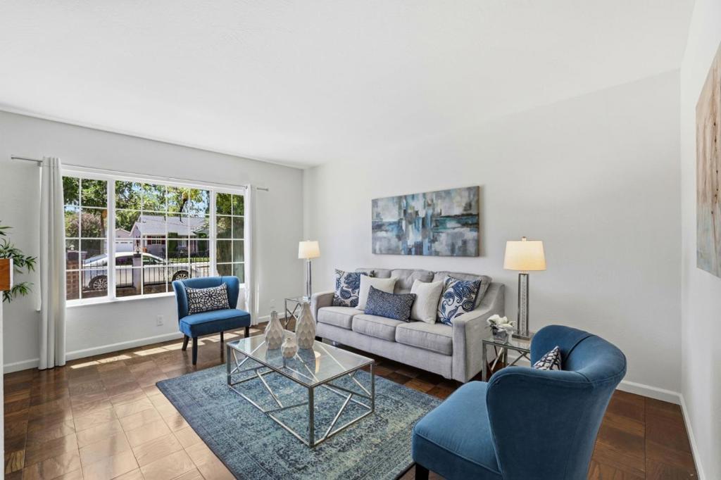 24 Scharff Avenue Property Photo 3