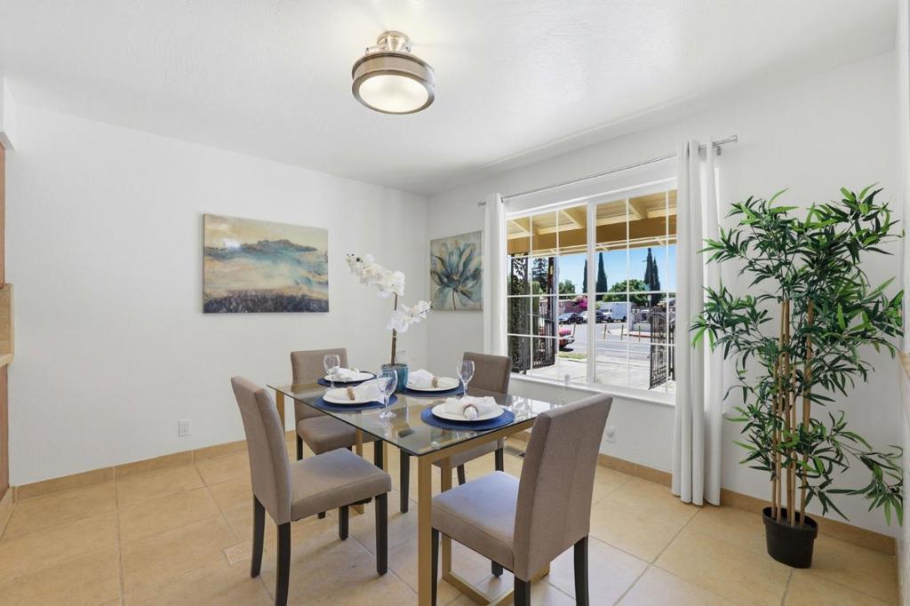 24 Scharff Avenue Property Photo 8