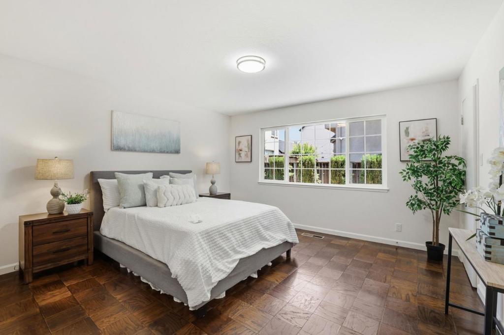 24 Scharff Avenue Property Photo 19