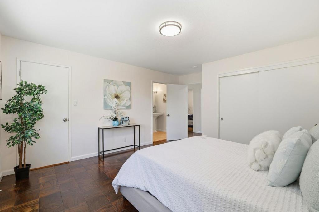 24 Scharff Avenue Property Photo 20