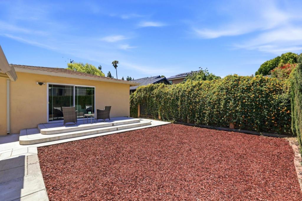 24 Scharff Avenue Property Photo 31