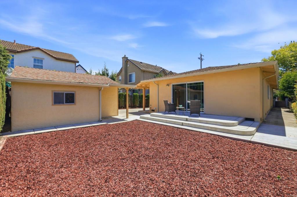 24 Scharff Avenue Property Photo 32