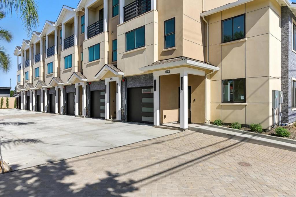 ML82050118 Property Photo 32