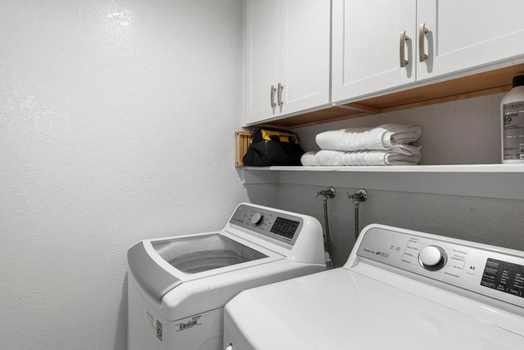 5691 Makati Circle G Property Photo 30