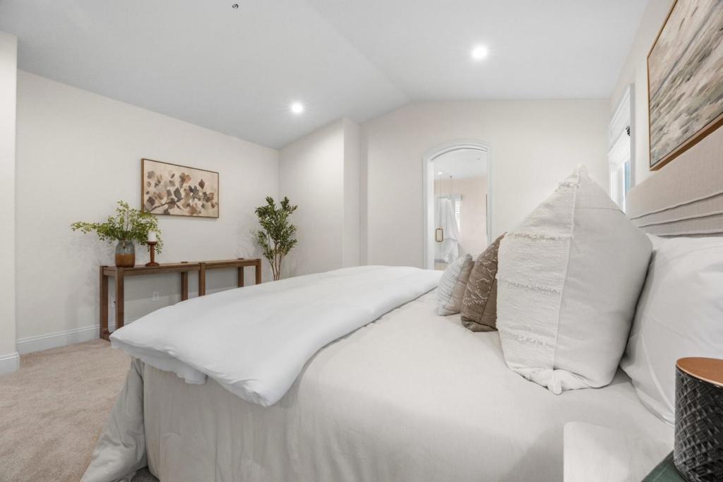15390 La Arboleda Way Property Photo 43
