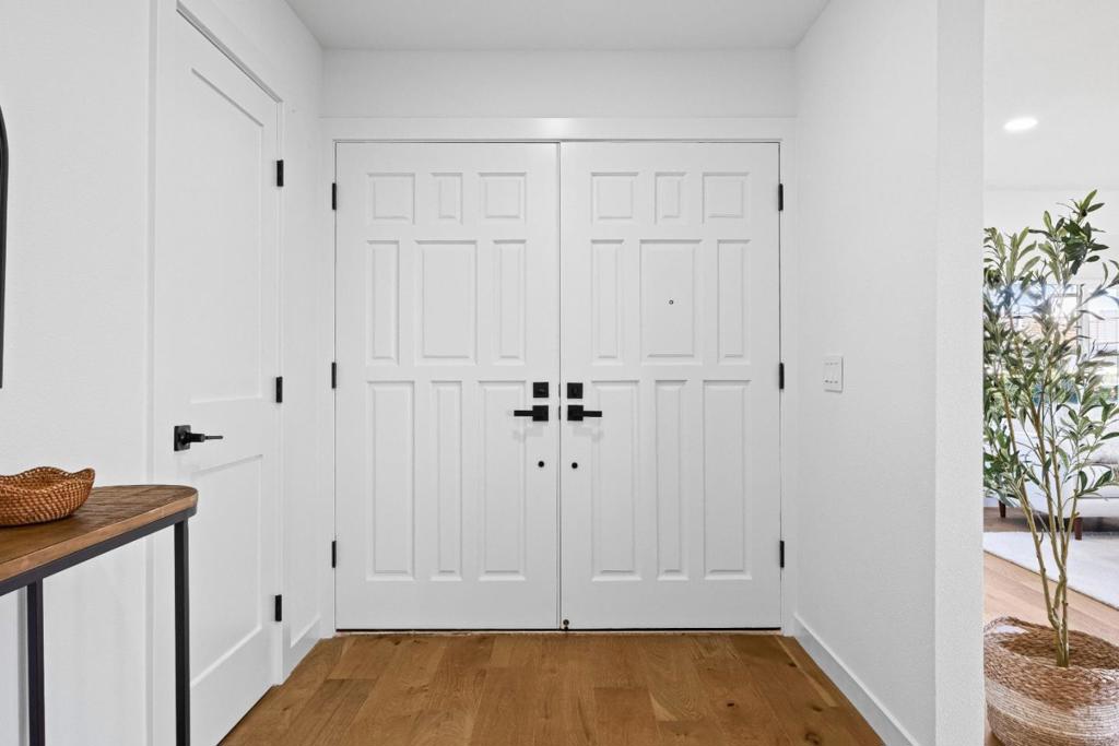 3441 Hickerson Drive Property Photo 8