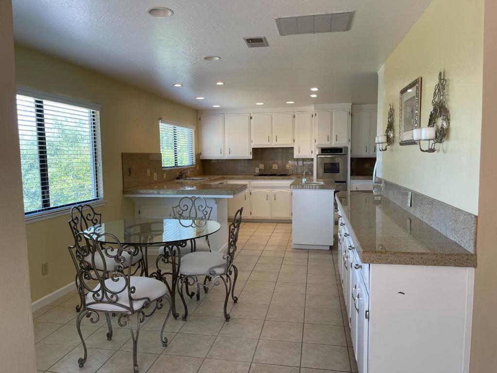 60 Franks Drive Property Photo 9