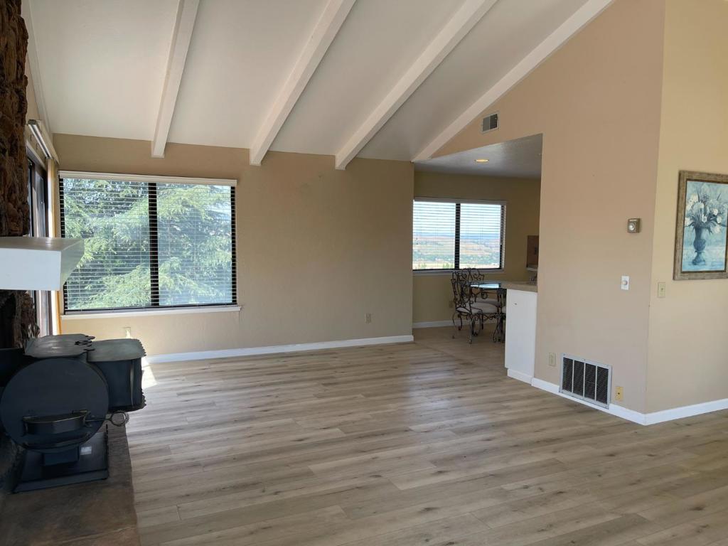 60 Franks Drive Property Photo 13
