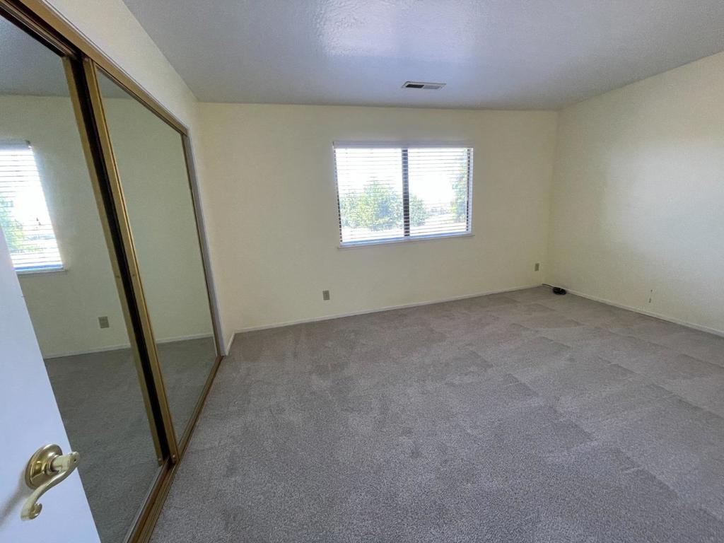 60 Franks Drive Property Photo 18