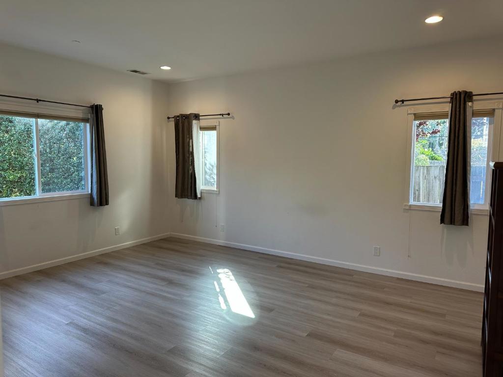 756 Rand Street Property Photo 6