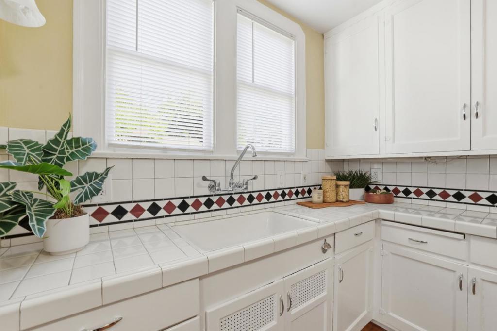 871 Paula Street Property Photo 16