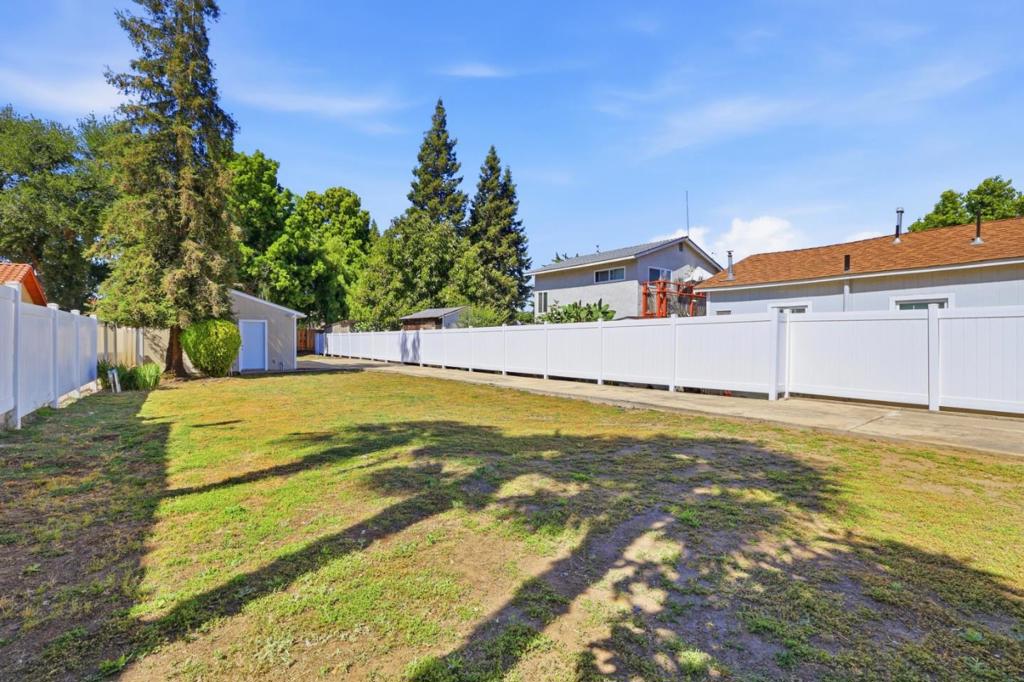 871 Paula Street Property Photo 33