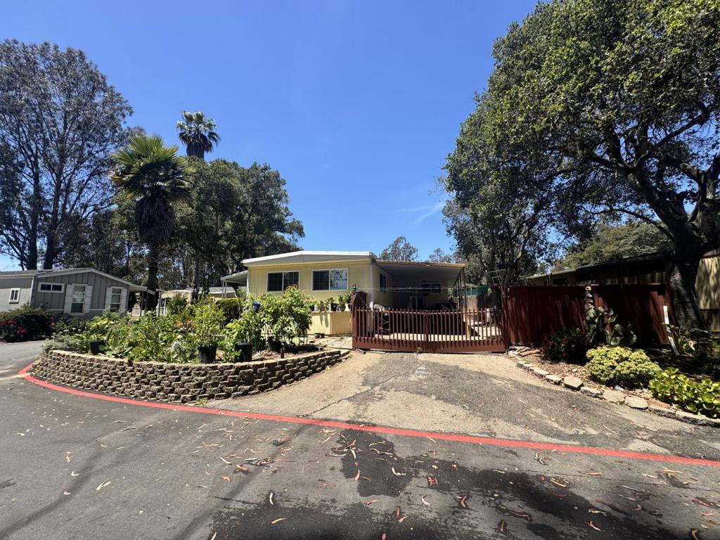 ML82050194 Property Photo 1