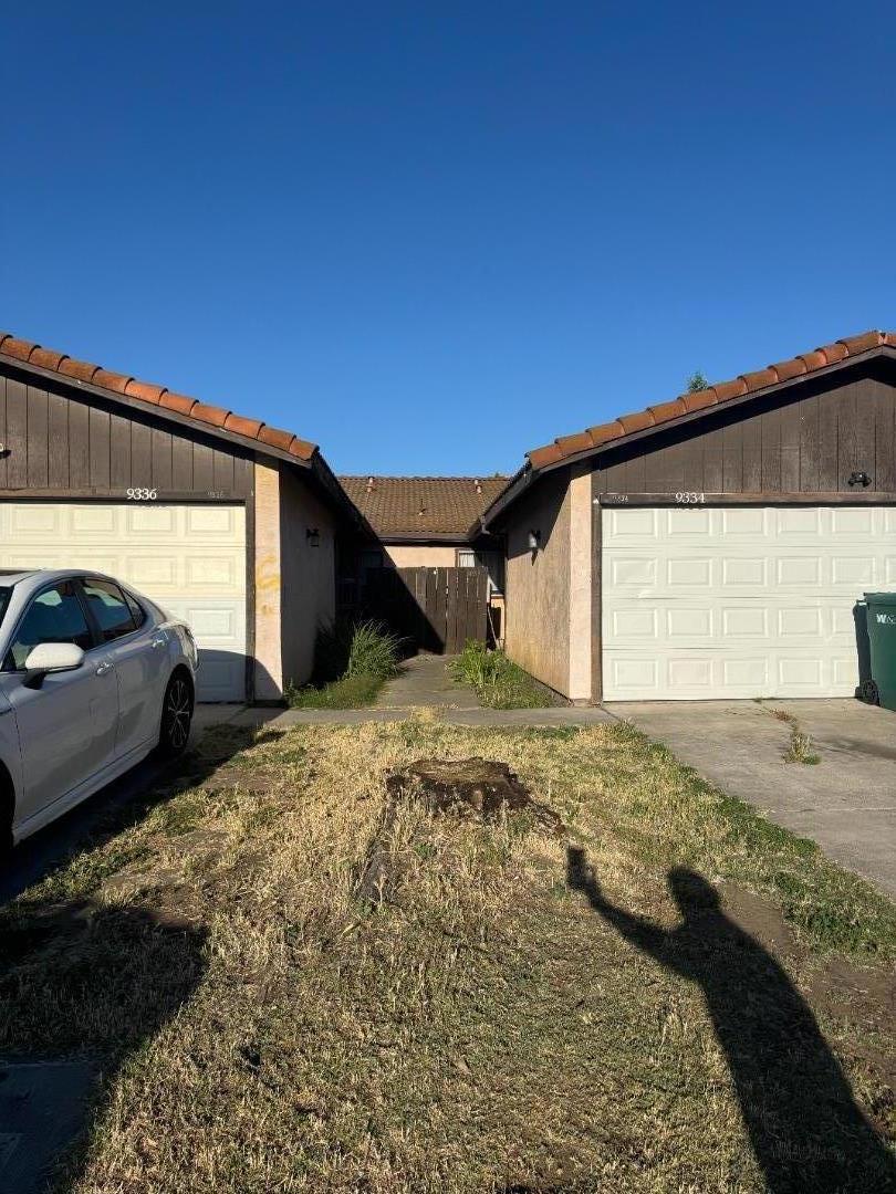9334 Fox Creek Drive Property Photo 1