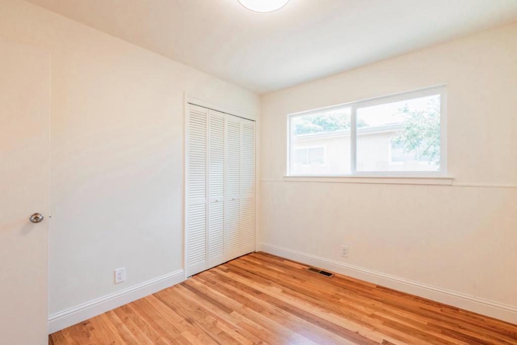 1072 Carson Street Property Photo 19