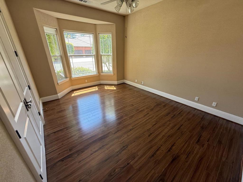 ML82050213 Property Photo 14