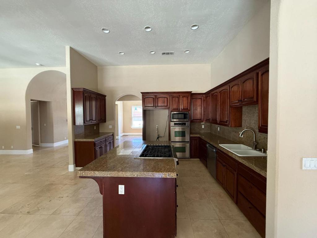 ML82050213 Property Photo 24