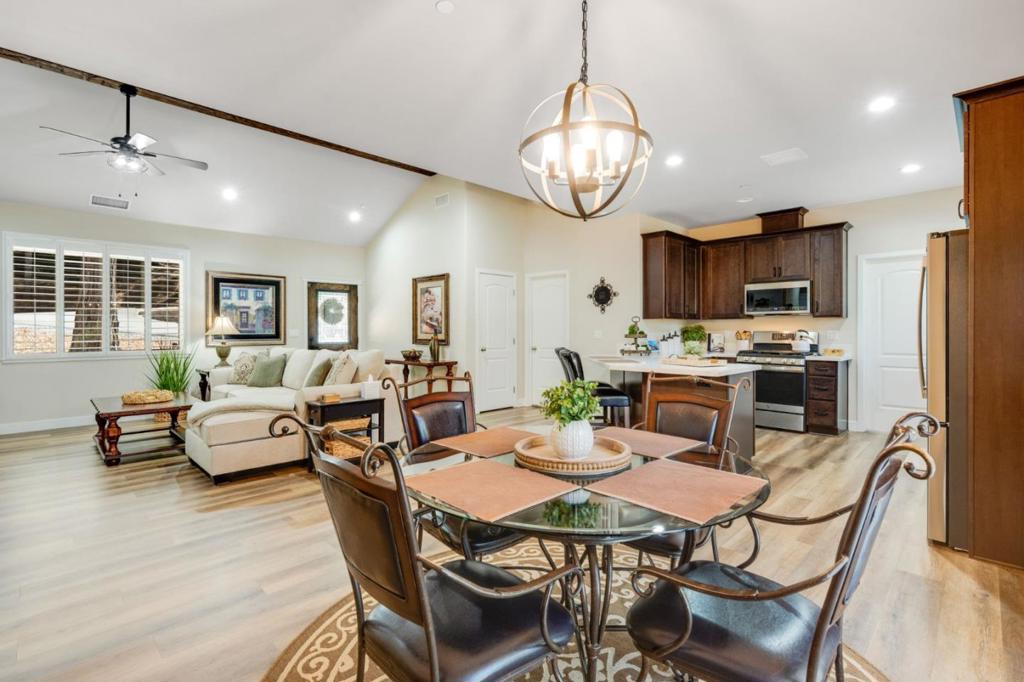 3884 Opal Trail Property Photo 17