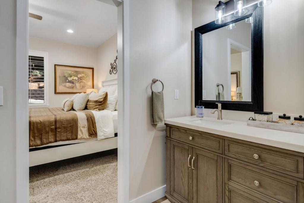 3884 Opal Trail Property Photo 28