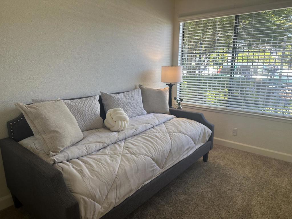 820 Casanova Avenue 61 Property Photo 6