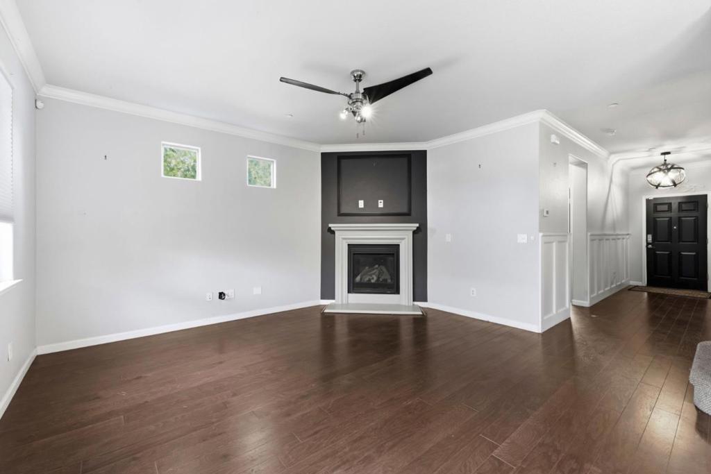3560 Trentino Street Property Photo 8