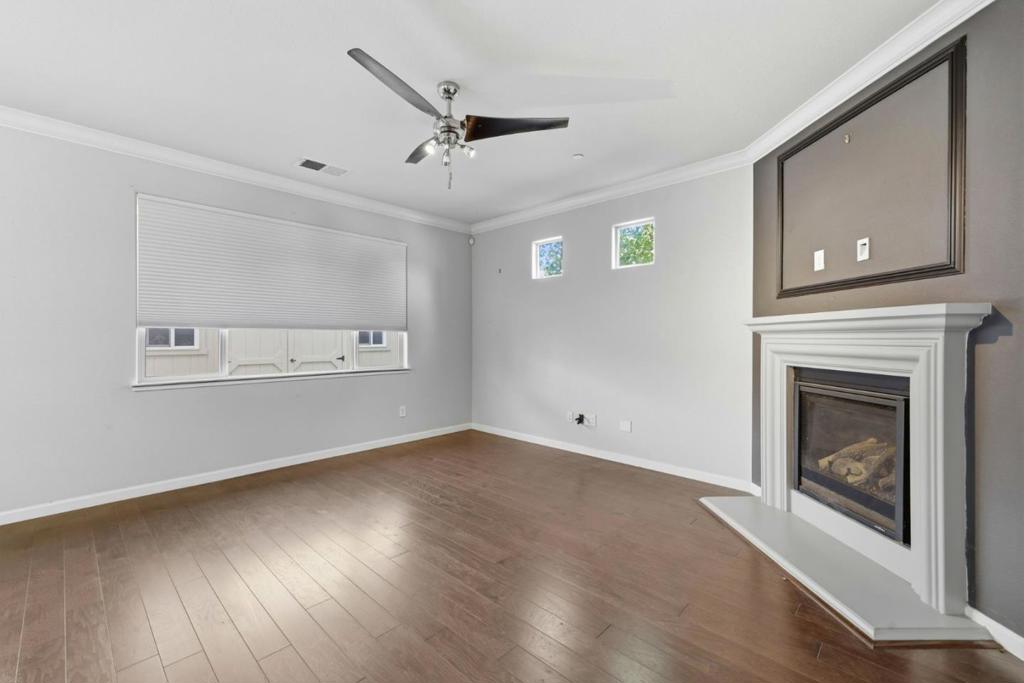 3560 Trentino Street Property Photo 10