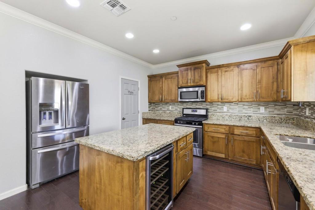3560 Trentino Street Property Photo 16