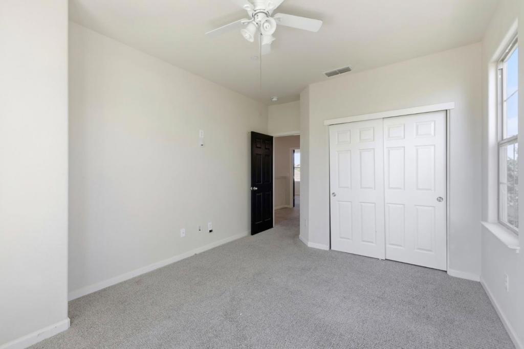 3560 Trentino Street Property Photo 25