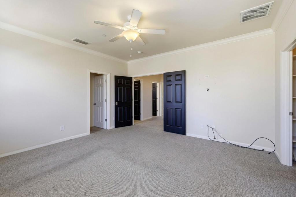 3560 Trentino Street Property Photo 30