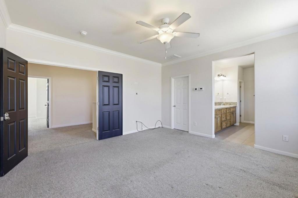 3560 Trentino Street Property Photo 32