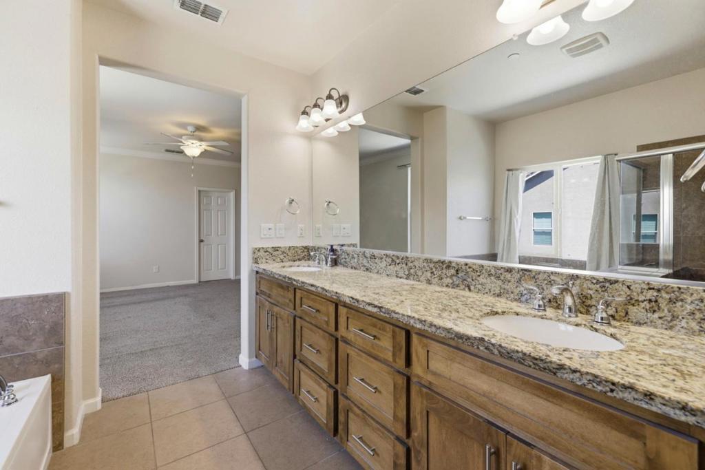 3560 Trentino Street Property Photo 35