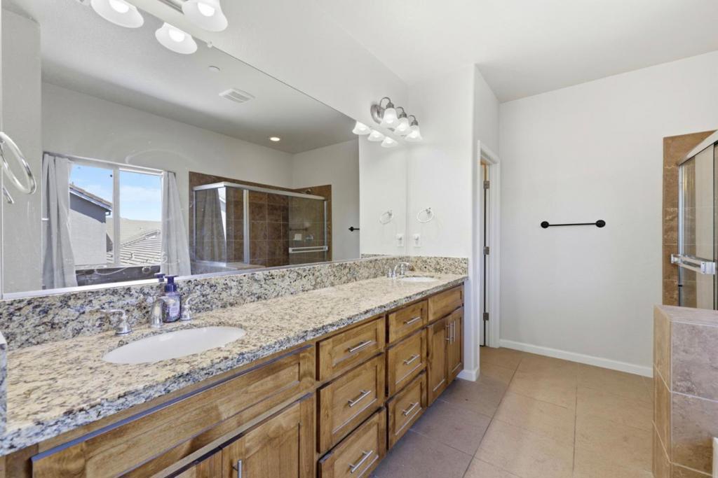 3560 Trentino Street Property Photo 36