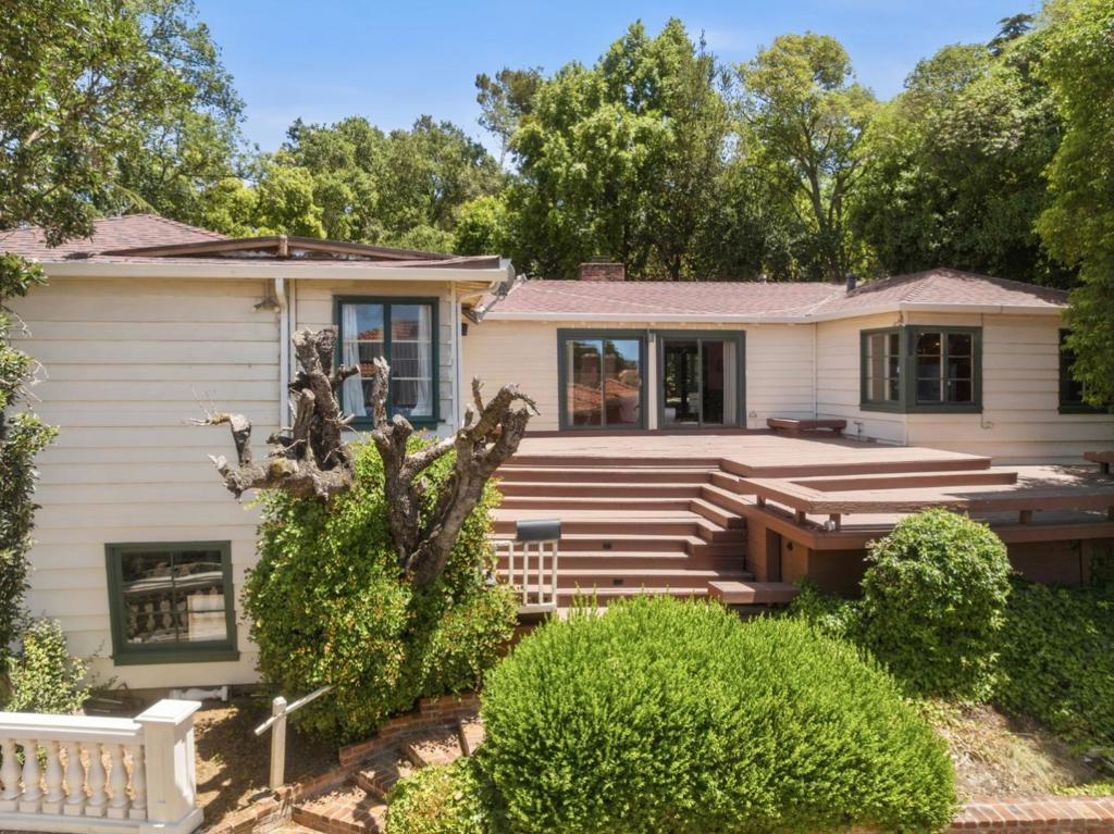16219 Highland Drive Property Photo 21