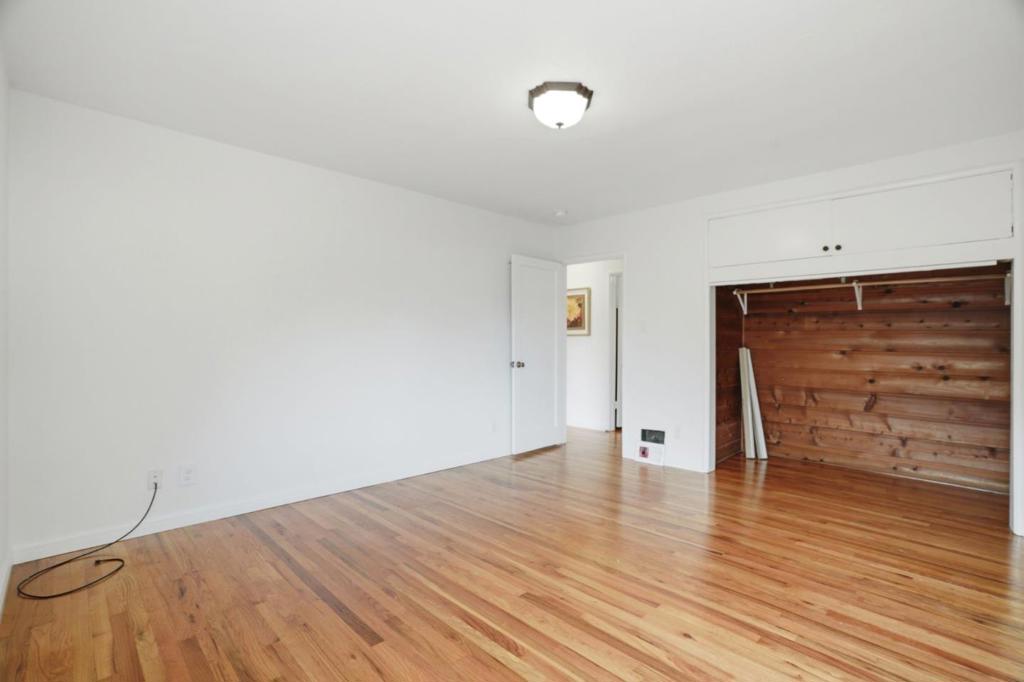 1895 Walnut Grove Avenue Property Photo 22