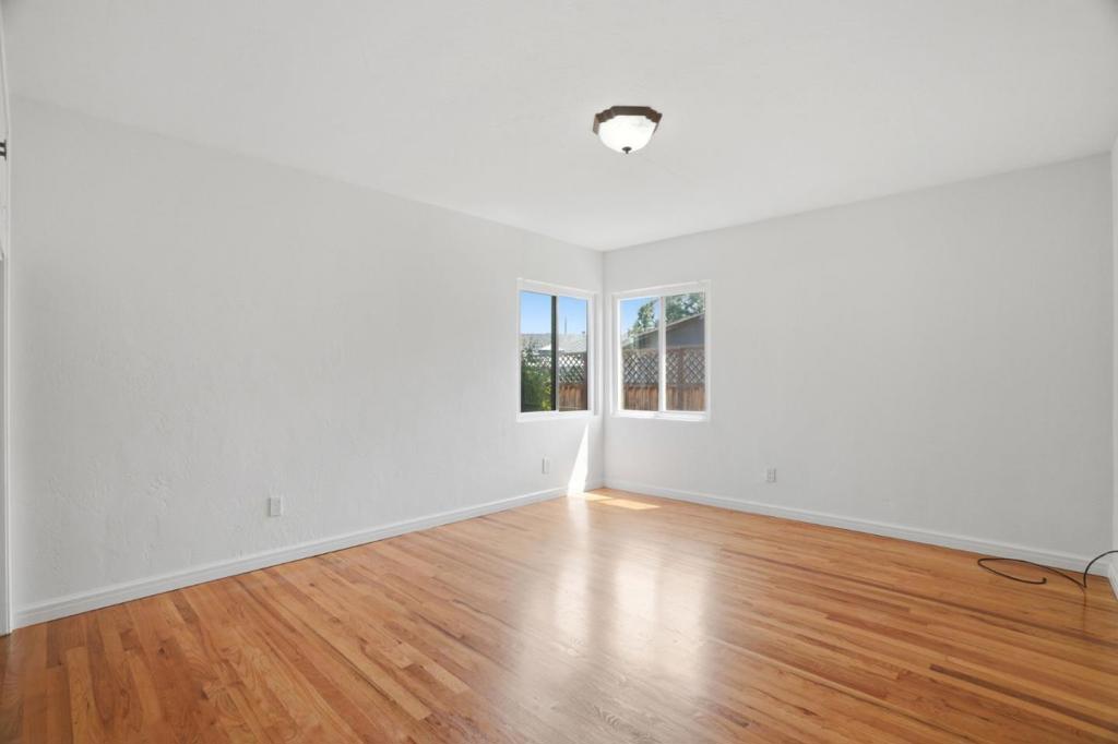 1895 Walnut Grove Avenue Property Photo 23