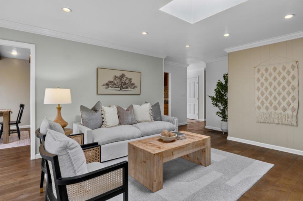 618 Mar Vista Drive Property Photo 3