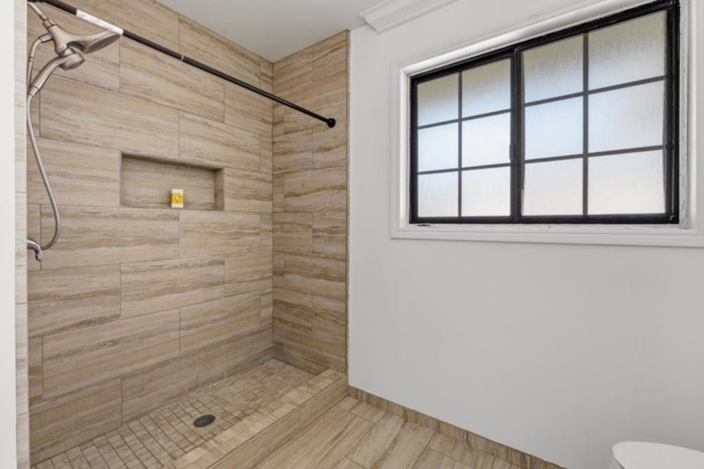 618 Mar Vista Drive Property Photo 12