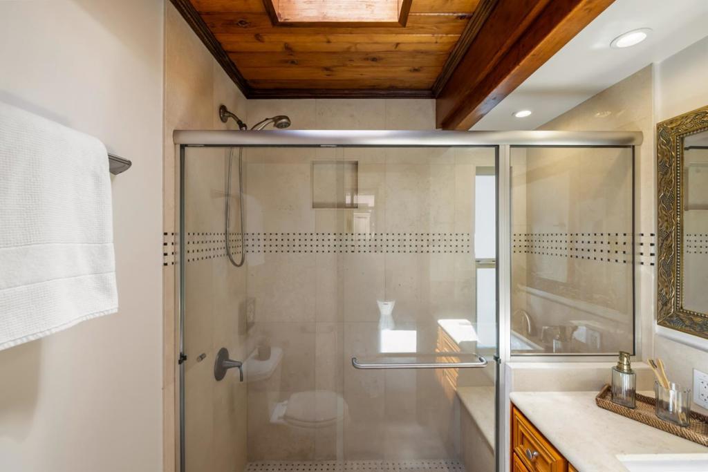 Corona Road Property Photo 25