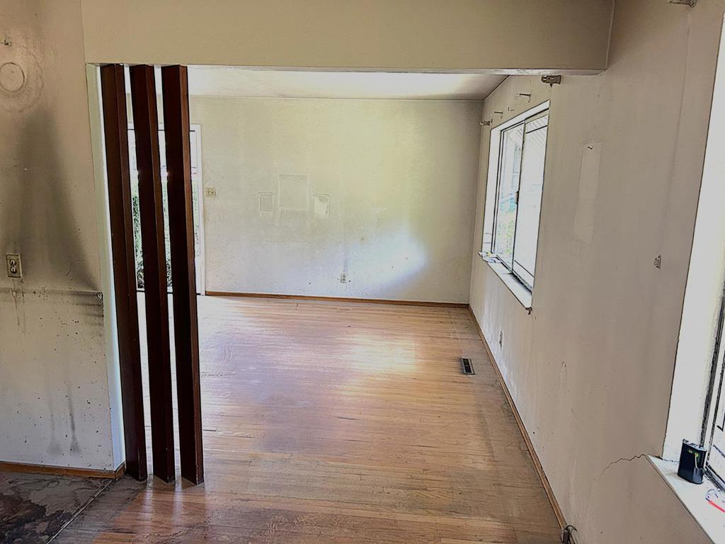 1470 Lincoln Avenue Property Photo 3