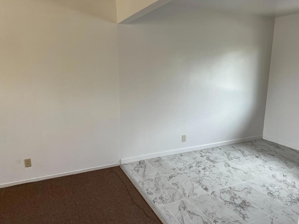 431 E Saint John Street Property Photo 12