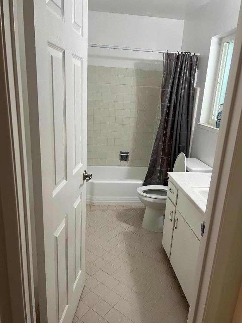 431 E Saint John Street Property Photo 15