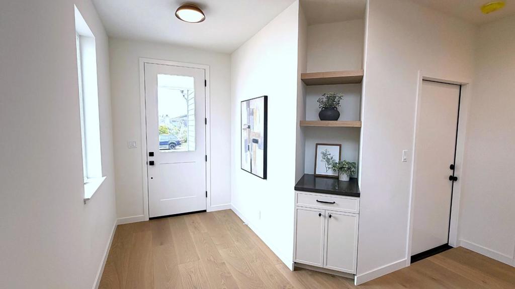 130 Sonora Avenue Property Photo 4
