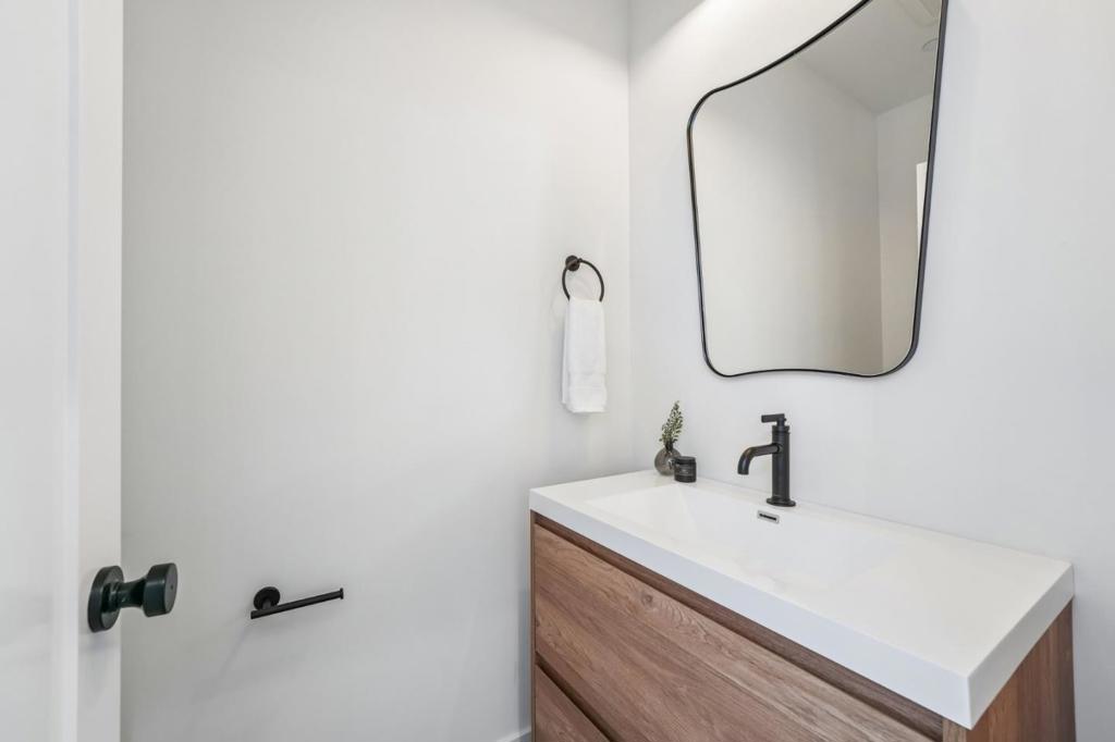 130 Sonora Avenue Property Photo 24
